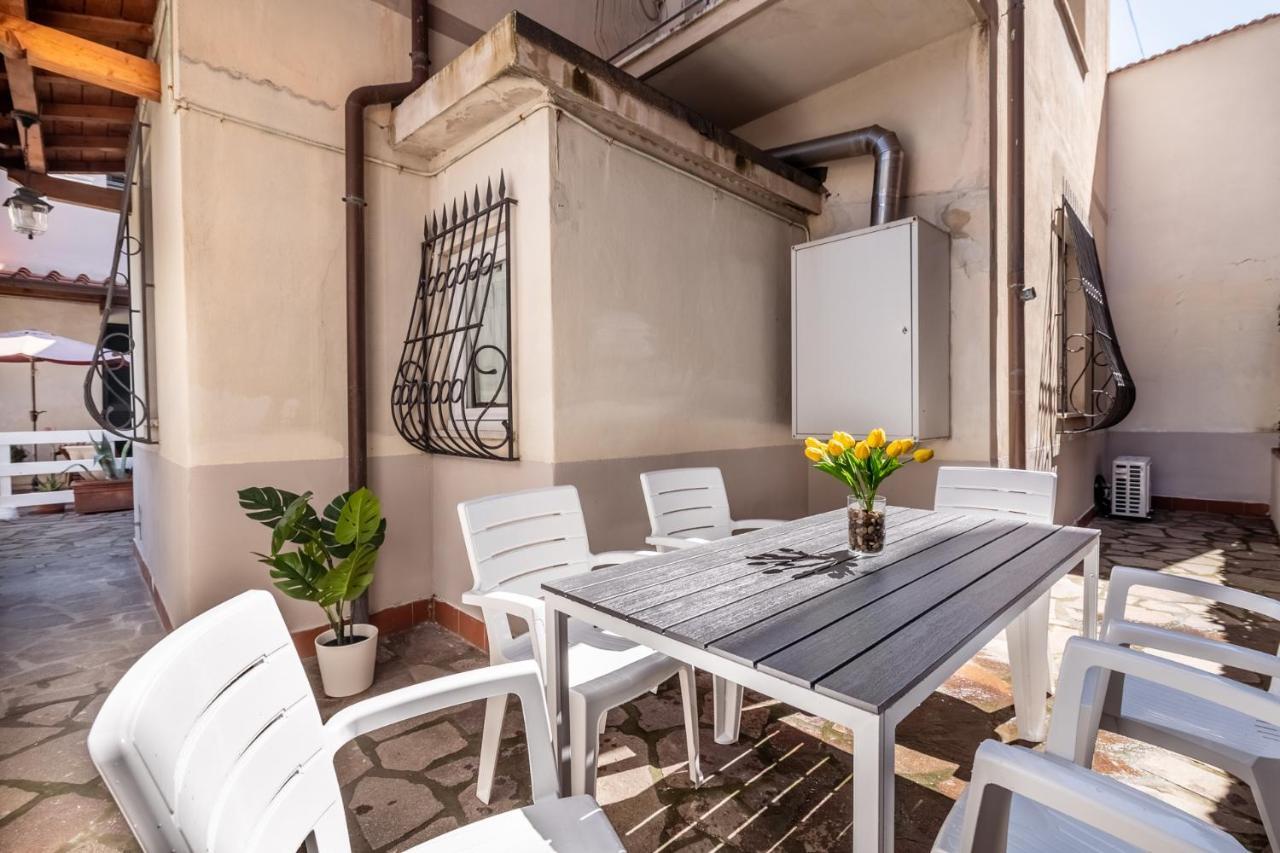 Smart Family In Pisa Apartment Ngoại thất bức ảnh