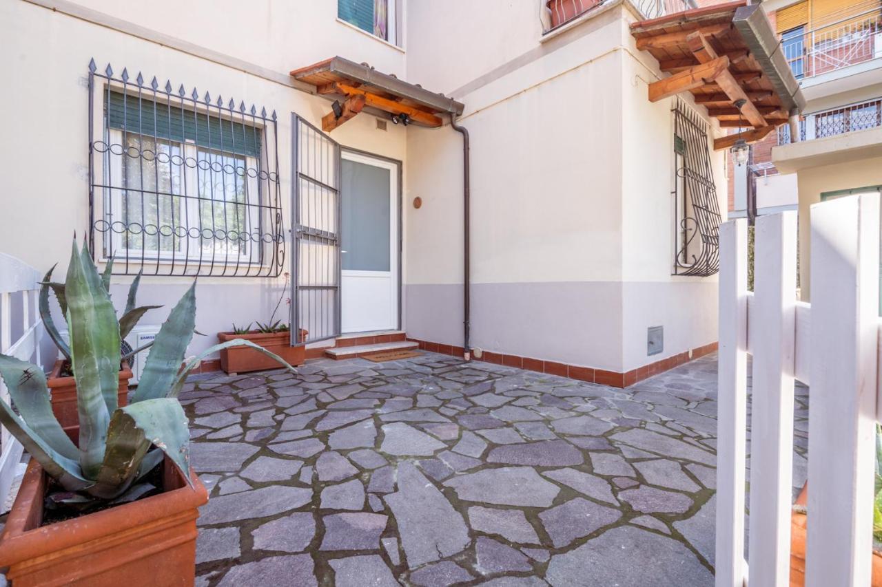 Smart Family In Pisa Apartment Ngoại thất bức ảnh