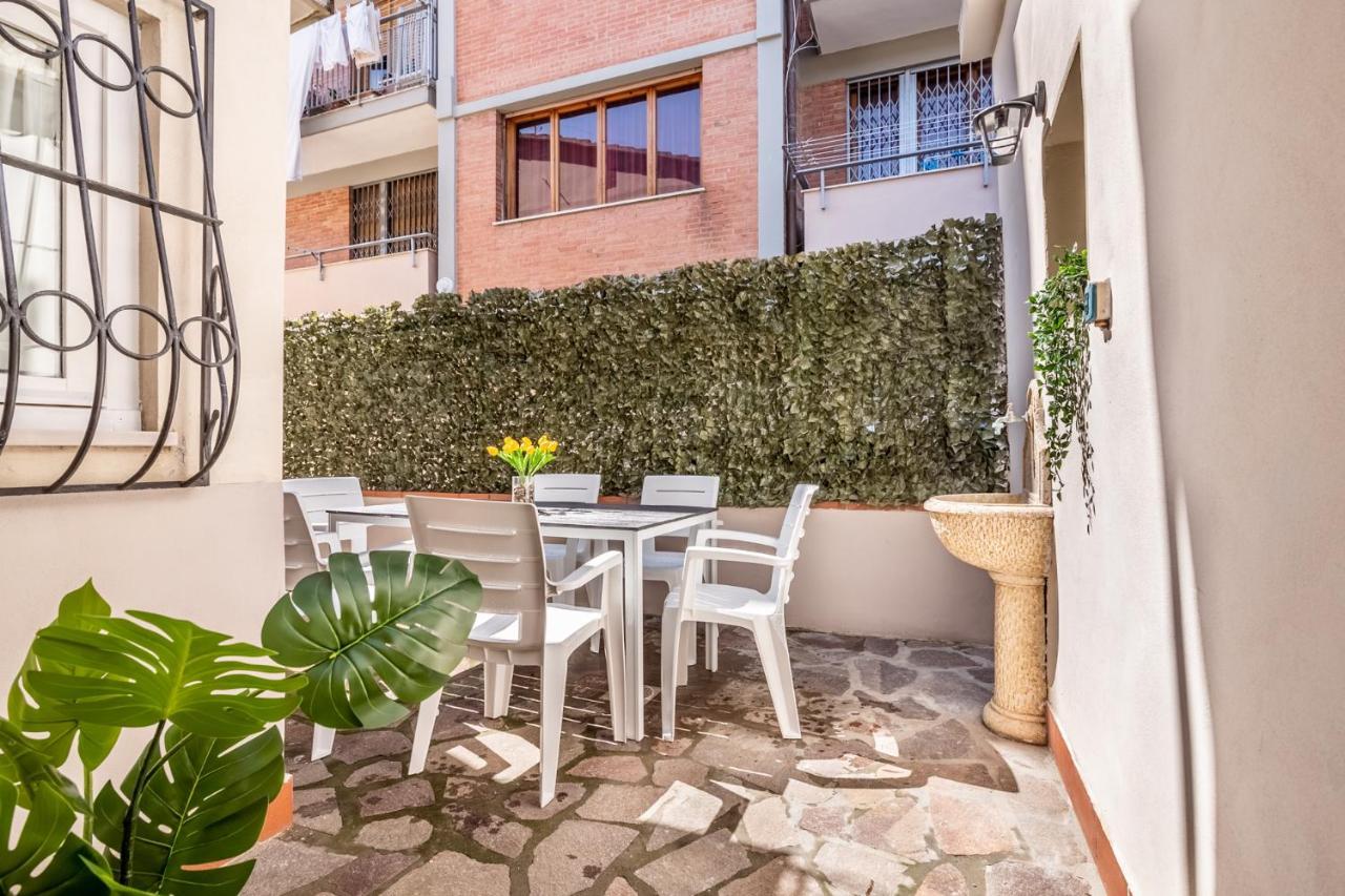 Smart Family In Pisa Apartment Ngoại thất bức ảnh